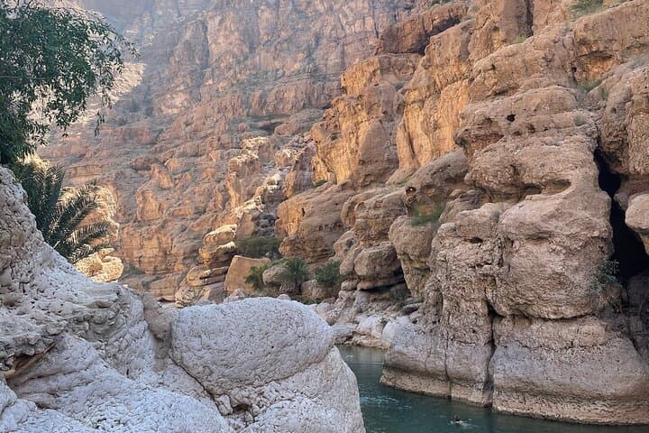 Wadi Shab & Bimmah Sinkhole: Full-Day Muscat Adventure photo 4