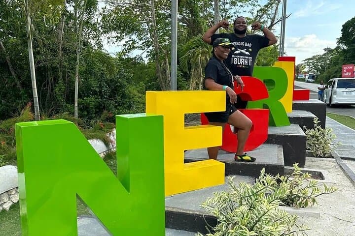 Negril Party Boat & Rick's Café Private Tour from Montego Bay photo 5