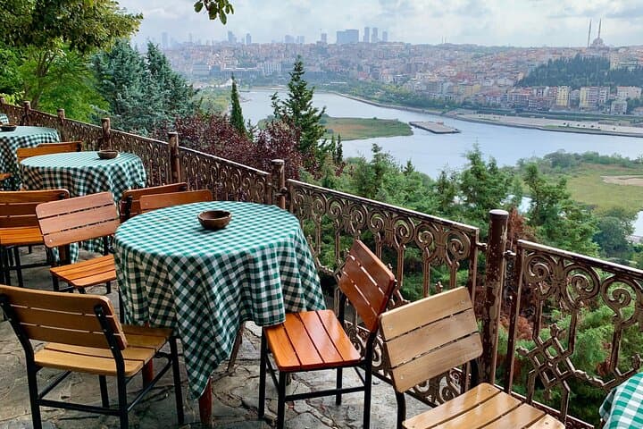 Istanbul Afternoon Bosphorus Half-Day: Eyüp, Balat & Two-Hour Boat Cruise photo 2