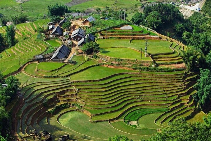 Trekking Ta Van & Lao Chai: 9.5km Rice-Terrace Hike from Sapa