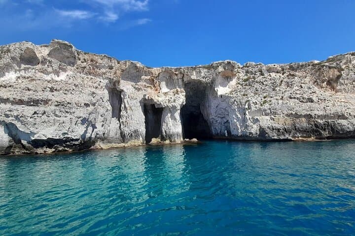 Ortigia Blue Cave and Dolphin Boat Tour from Syracuse photo 2