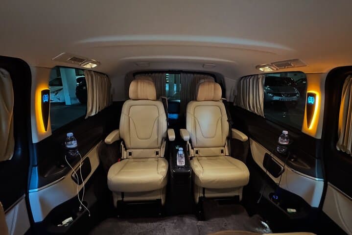 Private Heathrow to Central London Transfer — Luxury Van Service photo 3