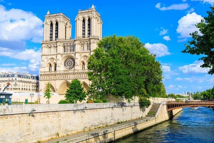 Paris in 60 Minutes: Seine River Cruise from the Eiffel Tower photo 5