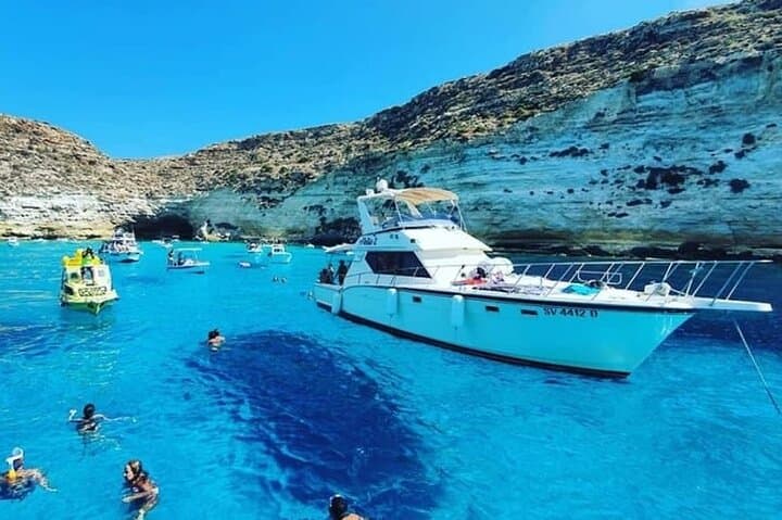 Taormina Boat Tour to Isola Bella with Aperitif & Blue Grotto Visit