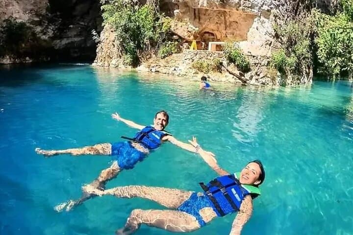 Progreso Cenote Swim: All-Inclusive Shore Excursion to Four Cave Pools