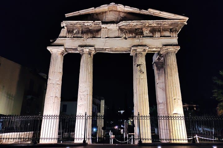 Athens After Dark: Enchanting Night Walking Tour with Dinner photo 3
