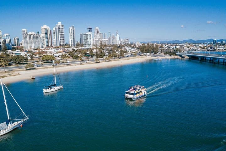 Surfers Paradise 4pm River Cruise — Gold Coast Dolphin & Skyline Cruise photo 3