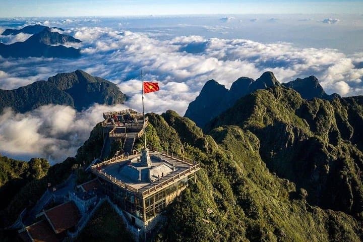2-Day Fansipan Cable Car and Cat Cat Village Tour from Hanoi photo 4