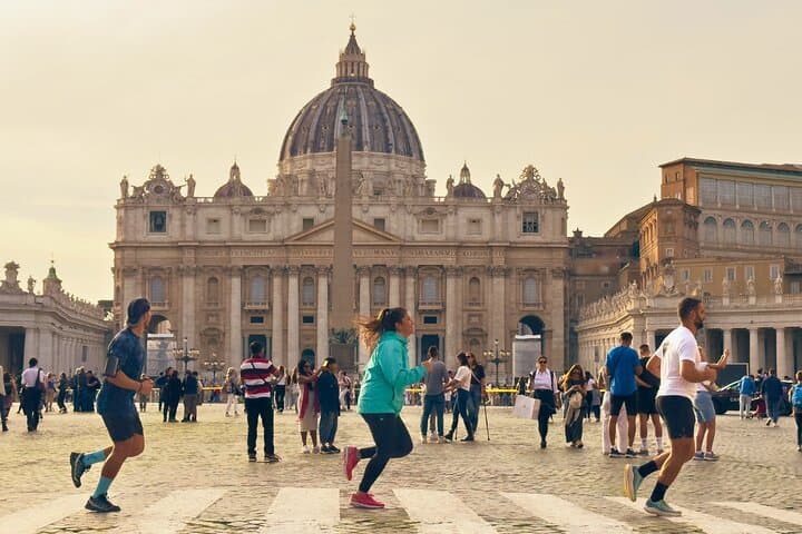 Run Rome's 7K Historical Centers Tour — Spanish Steps, Trevi & Pantheon photo 2