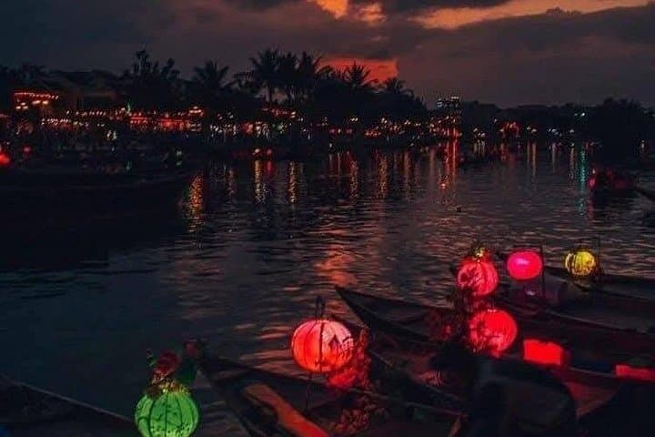 Marble Mountain & Hoi An Walking Tour: Sampan Lantern Ride and Night Market photo 2