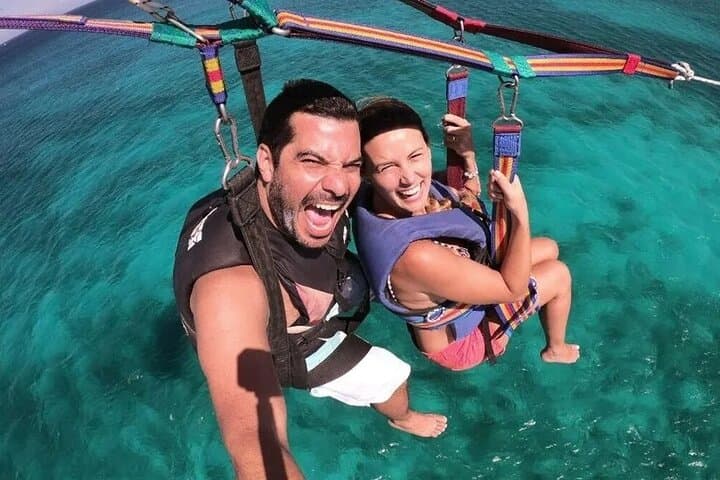 Soar Over Jeddah: Red Sea Parasailing Scenic Flight photo 6
