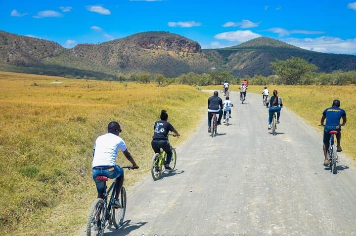 Cycle, Hike and Boat: Hell's Gate & Lake Naivasha Day Safari from Nairobi