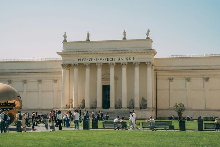 Evening Vatican Museums and Sistine Chapel Tour — After-Hours Guided Visit photo 6