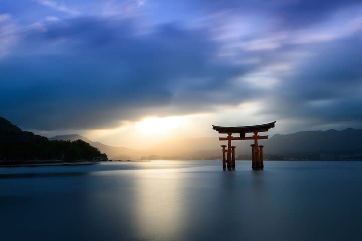 Hiroshima & Miyajima by Bullet Train — Day Trip from Tokyo to Itsukushima Shrine and Peace Memorial Park