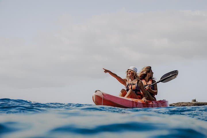 Luxury catamaran cruise to Papagayo beaches with lunch and water activities photo 4
