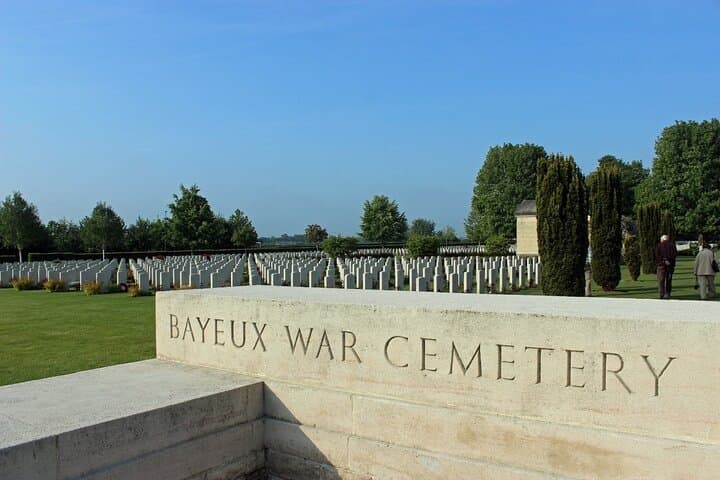 D-Day Normandy Juno Beach & Arromanches Tour from Le Havre photo 3