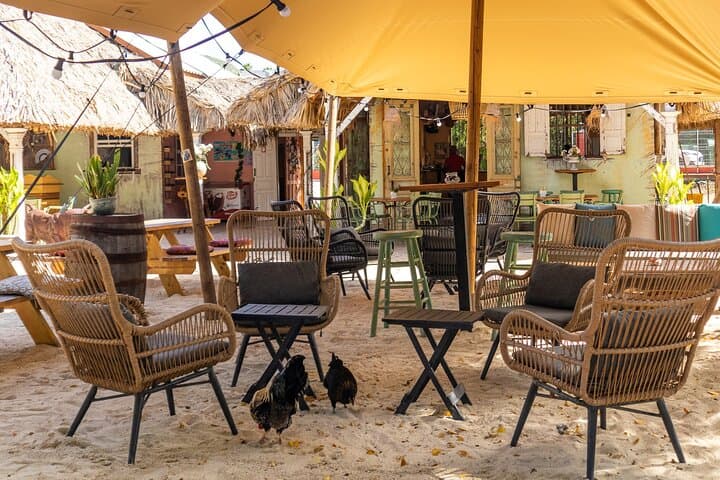 Curaçao Beach Express: Que Tapa Beach & Sint Michiel Flamingo Stop photo 4
