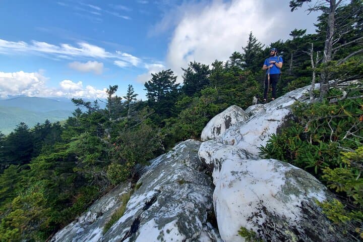 Hike to Shining Rock Gap: Guided Art Loeb Trail Trek to Quartz Outcrops