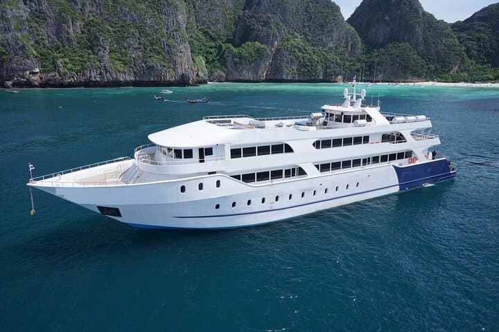 Phi Phi Island Day Trip by Big Boat from Phuket — Maya Bay, Pileh Lagoon & Snorkel
