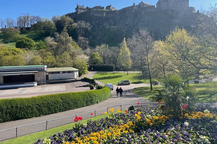 Full-Day Private Edinburgh City Tour: Arthur's Seat, Castle & Ghost Walk photo 2