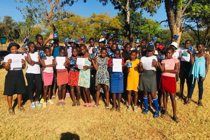 Victoria Falls Community Tour: Half-Day Cultural & Craft Experience