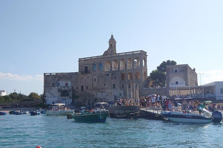 Polignano a Mare Sea Caves Boat Tour: 2-Hour Coastal Cruise & Snorkel photo 3
