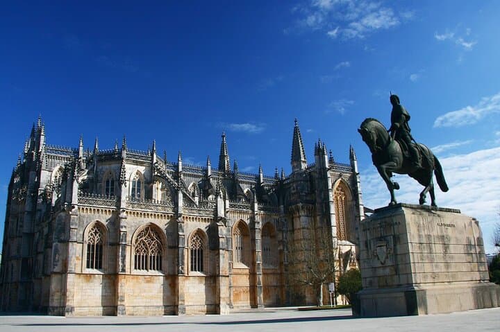 Óbidos Castle, Nazaré & Batalha Monastery: Day Tour from Lisbon photo 6