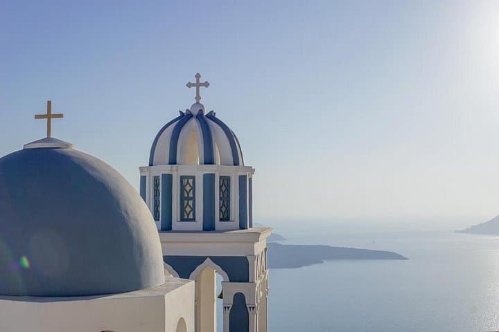 Santorini Blue Domes: Firostefani, Imerovigli & Oia — 4-Hour Private Tour photo 2