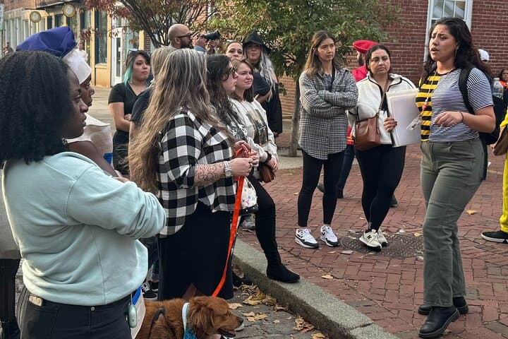 Salem Witch Trials Walking Tour — 90-Minute English & Spanish History Experience photo 2