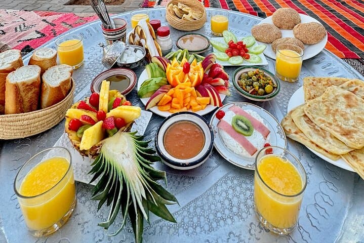 Rooftop Sunrise Breakfast with Panoramic Hot Air Balloon Views in Marrakech photo 5