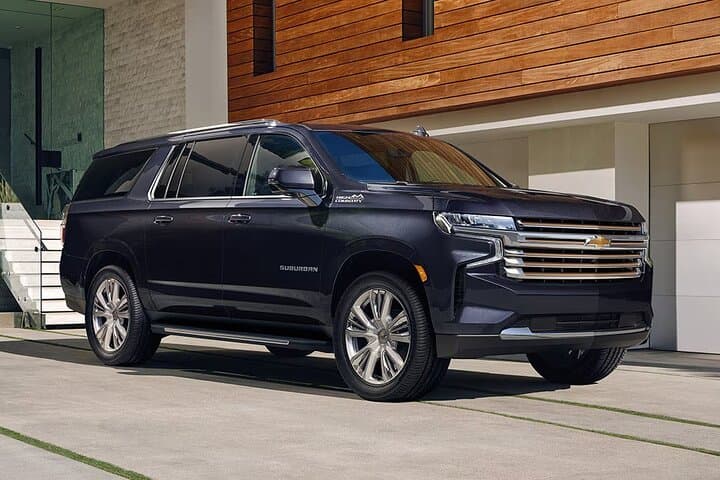 Private Airport Transfer in Los Angeles: Reliable LAX Chauffeur Service photo 1