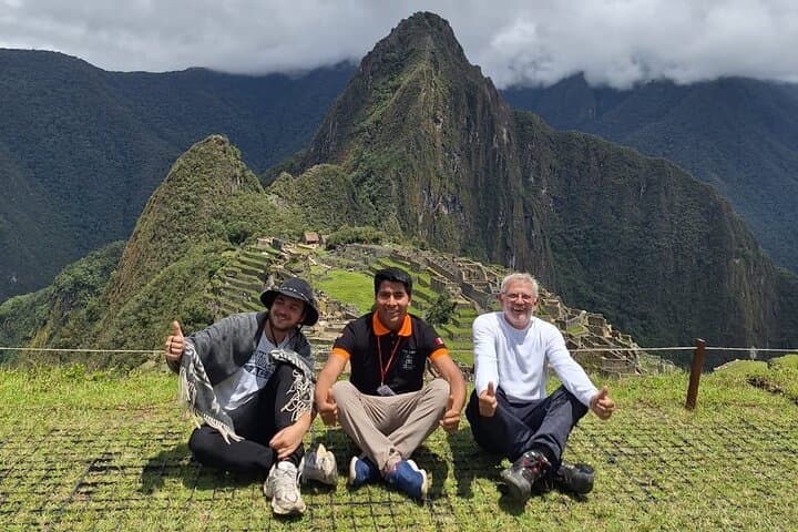 Private Guided Tour of Machu Picchu — Photo-Friendly Circuits and Local Insight photo 3