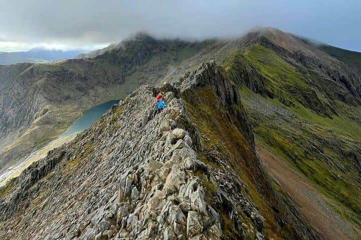 Guided Crib Goch Scramble to Snowdon: Knife-Edge Ridge Adventure in Eryri (Snowdonia)