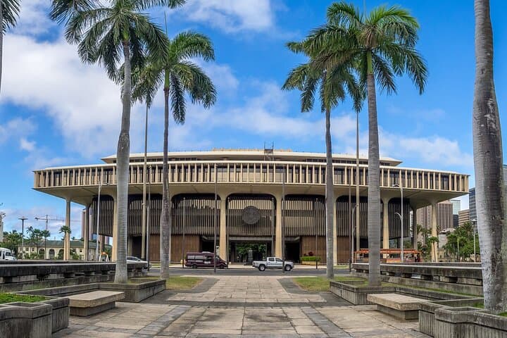 Self-Guided Downtown Honolulu Walking Audio Tour: Explore Iolani Palace & Historic Sights photo 3