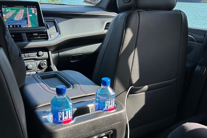 Fort Lauderdale to Miami Airport & Port Private Transfer — Luxury Door-to-Terminal Service photo 4