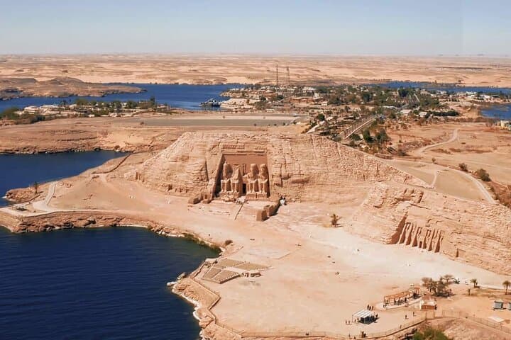 Train to Abu Simbel: Private Temples Day Tour from Luxor