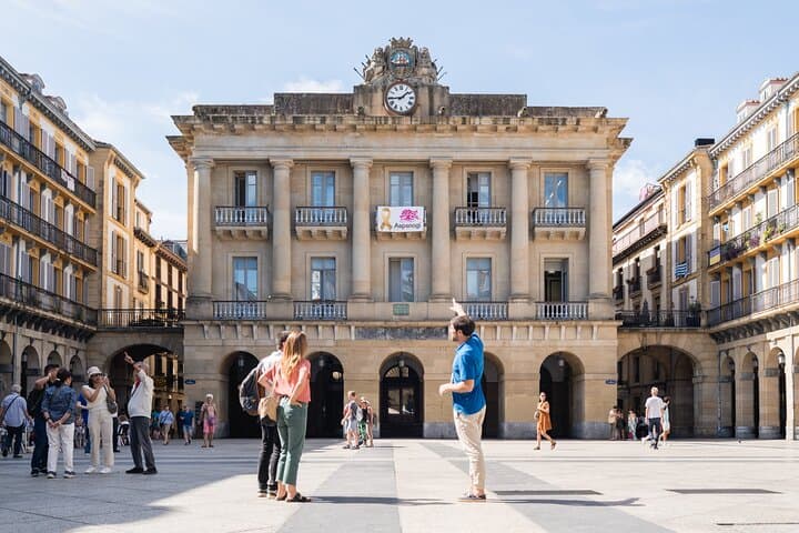 San Sebastián Day Trip from Biarritz: La Concha, Old Town & Pintxos photo 4