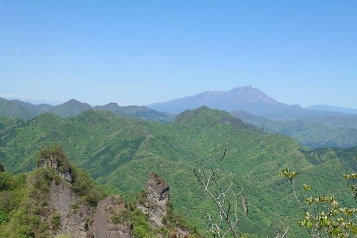 Hike and Stay: Private Showa-Era Mountain Escape near Osaka photo 1