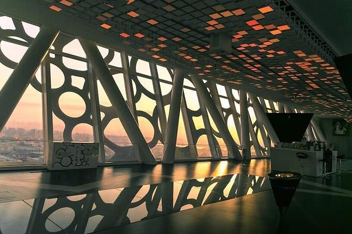 Visiting the Dubai Frame: Views of Old and New Dubai in Zabeel Park photo 4