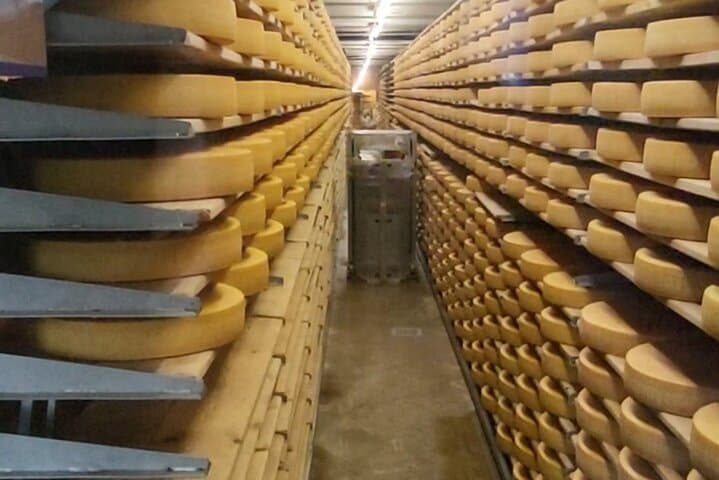 Gruyères Castle Cheese and Chocolate Luxury Private Tour from Zurich photo 3