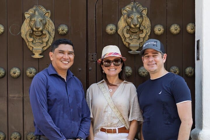 Walking Cartagena’s Old City: Walled-City History, Markets & Sunset Views photo 2