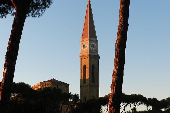 Private Minivan Day Trip from Florence to Arezzo and Cortona photo 4