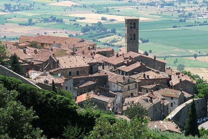 Private Minivan Day Trip from Florence to Arezzo and Cortona photo 5