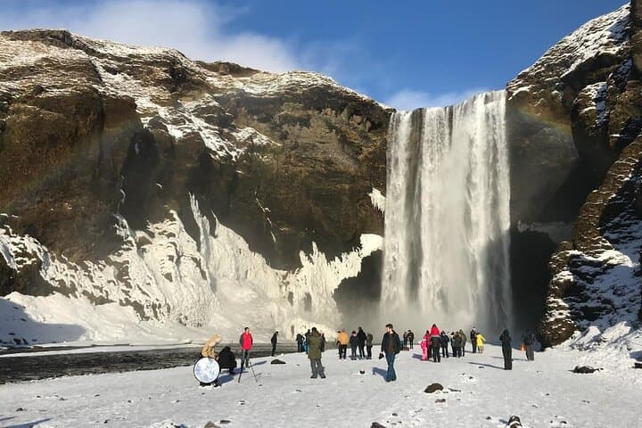3-Day Winter Iceland South Coast & Golden Circle: Glacier Hike, Ice Cave & Northern Lights