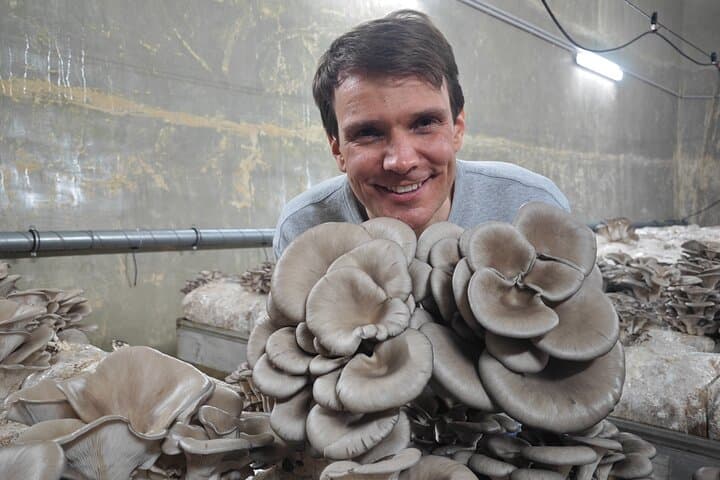 Underground Mushroom Farm Tour in Zurich: Touch, Taste, and Learn photo 3