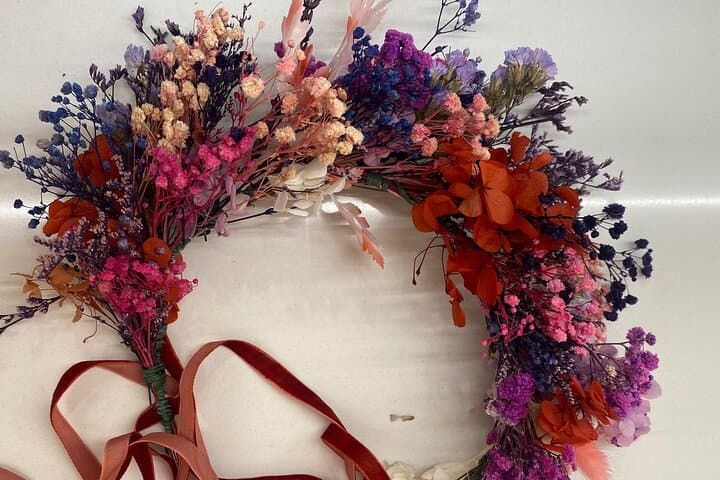Flower Crown and Fizz Workshop in London — Make Your Own Festival Headpiece photo 2