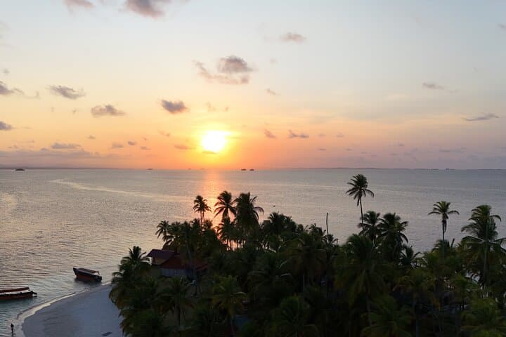San Blas Island Hopping: 1-Night Isla Pelicano Adventure with Guna Community Visit photo 3
