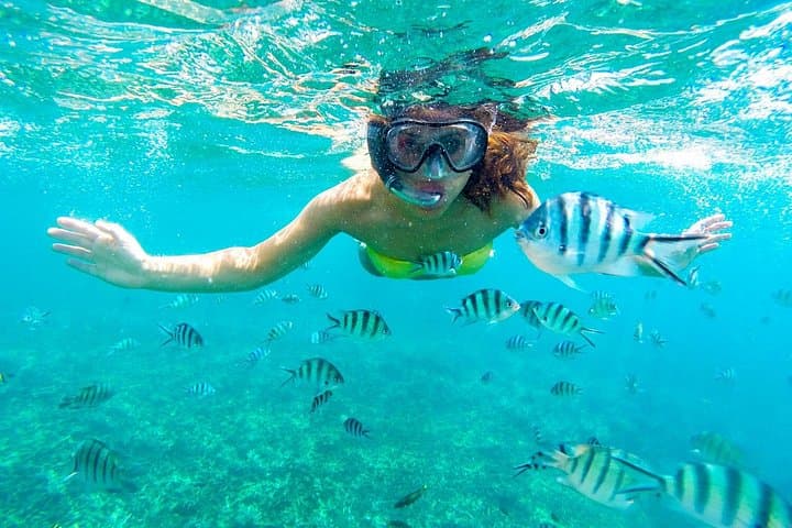 Hurghada Semi-Submarine & Snorkel Day Trip to Hula Hula Island with Lunch photo 2