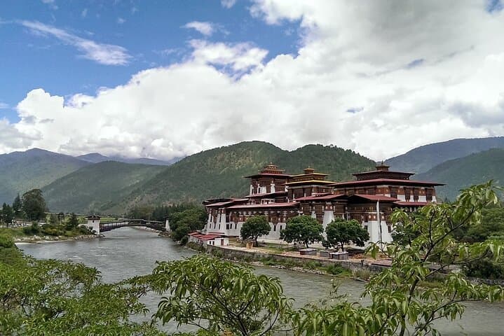 Bhutan Golden Triangle: 6-Day Cultural Journey Through Paro Thimphu & Punakha photo 2