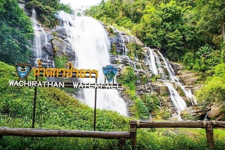 Doi Inthanon Day Tour from Chiang Mai: Pagodas, Hmong Markets & Waterfalls photo 1